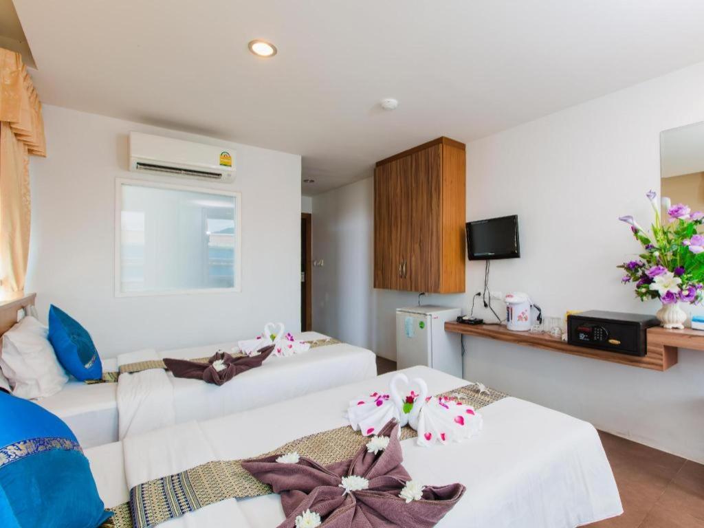 Azure Bangla Phuket Hotel Patong Ngoại thất bức ảnh