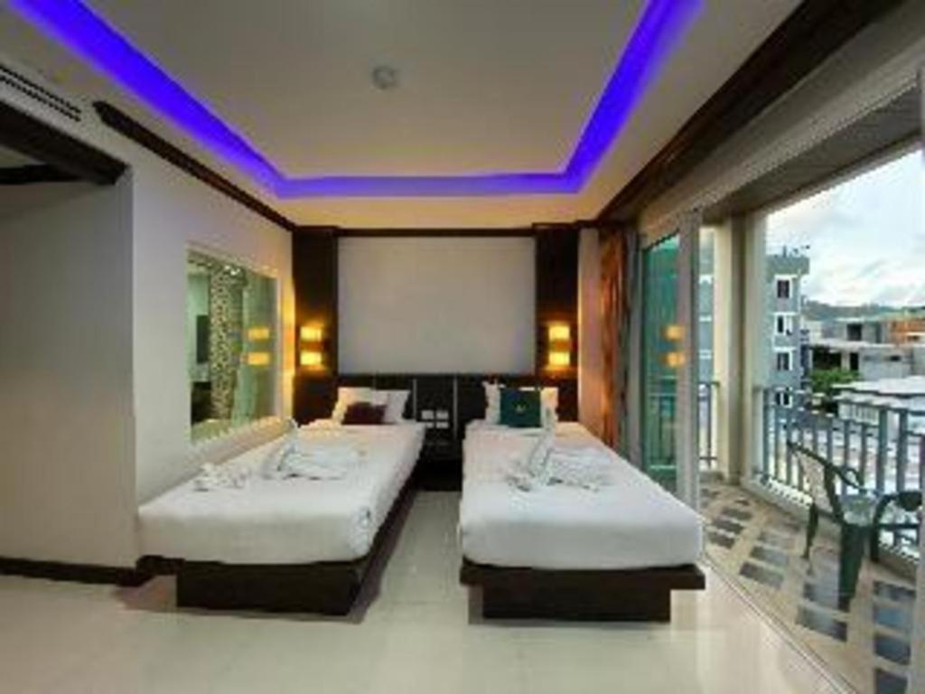 Azure Bangla Phuket Hotel Patong Ngoại thất bức ảnh