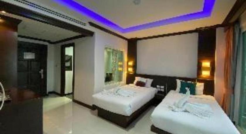 Azure Bangla Phuket Hotel Patong Ngoại thất bức ảnh