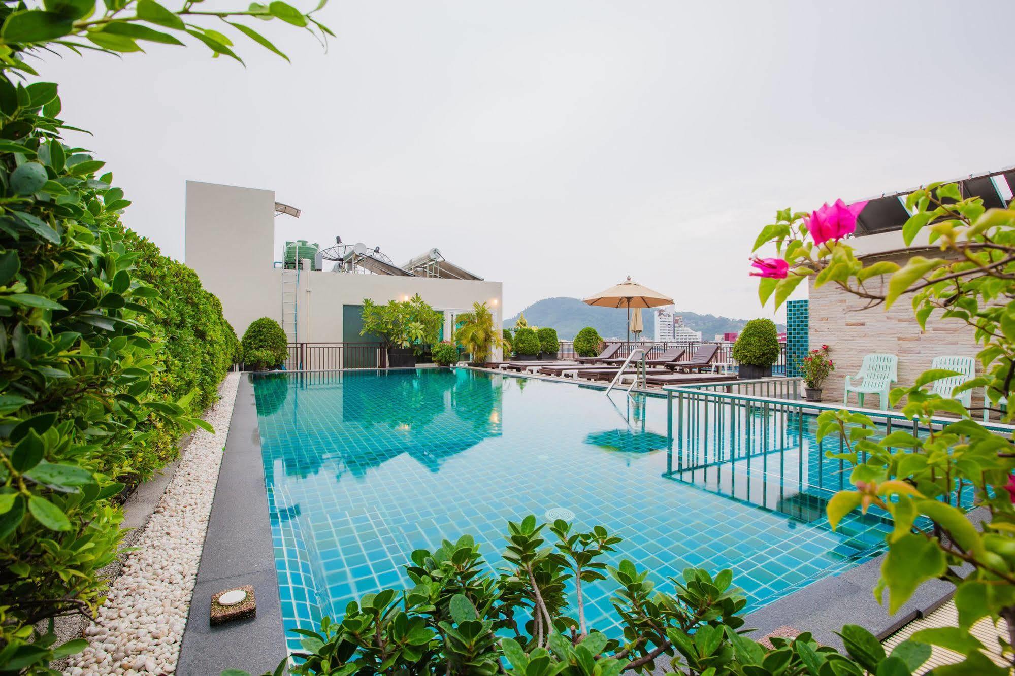 Azure Bangla Phuket Hotel Patong Ngoại thất bức ảnh