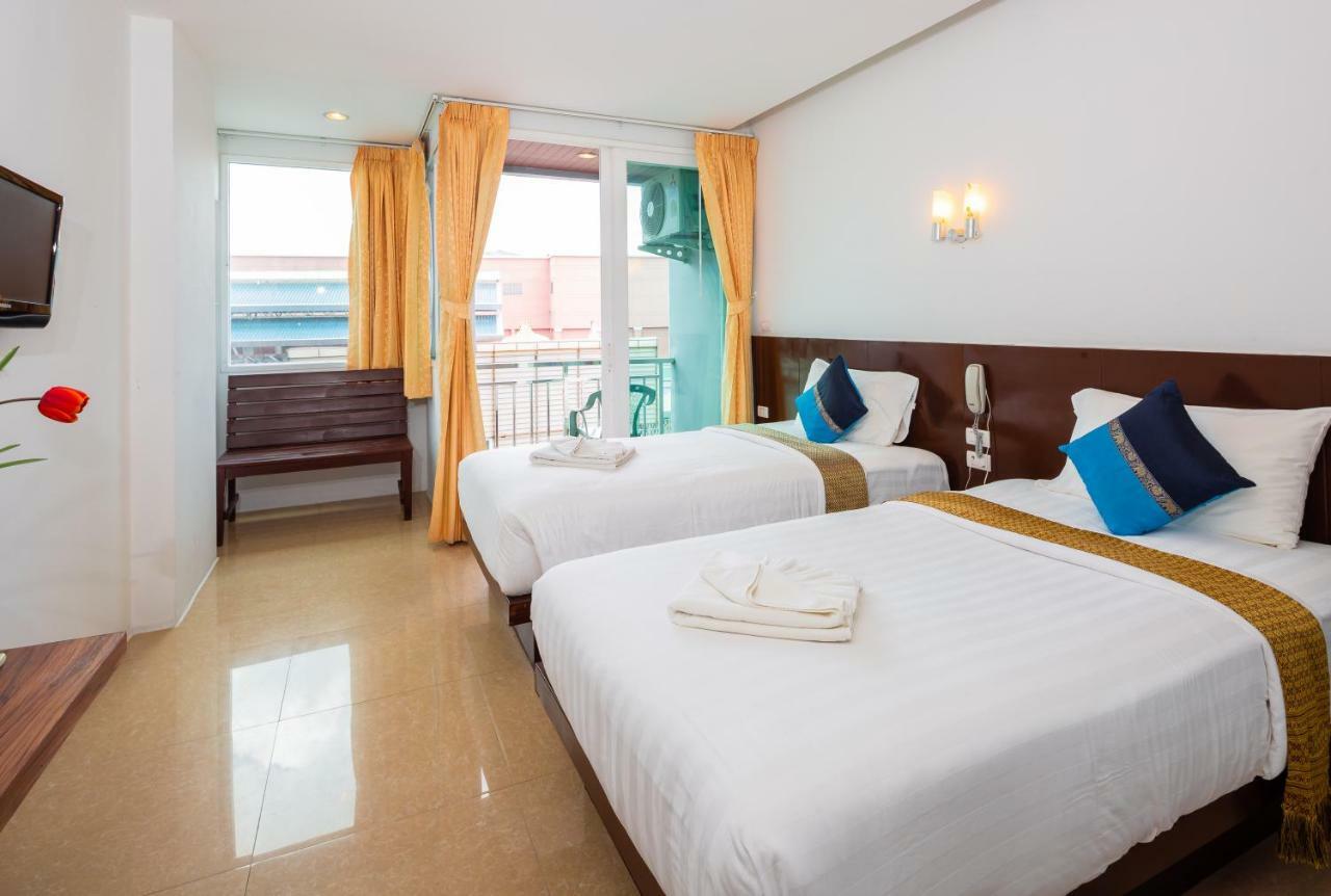 Azure Bangla Phuket Hotel Patong Ngoại thất bức ảnh